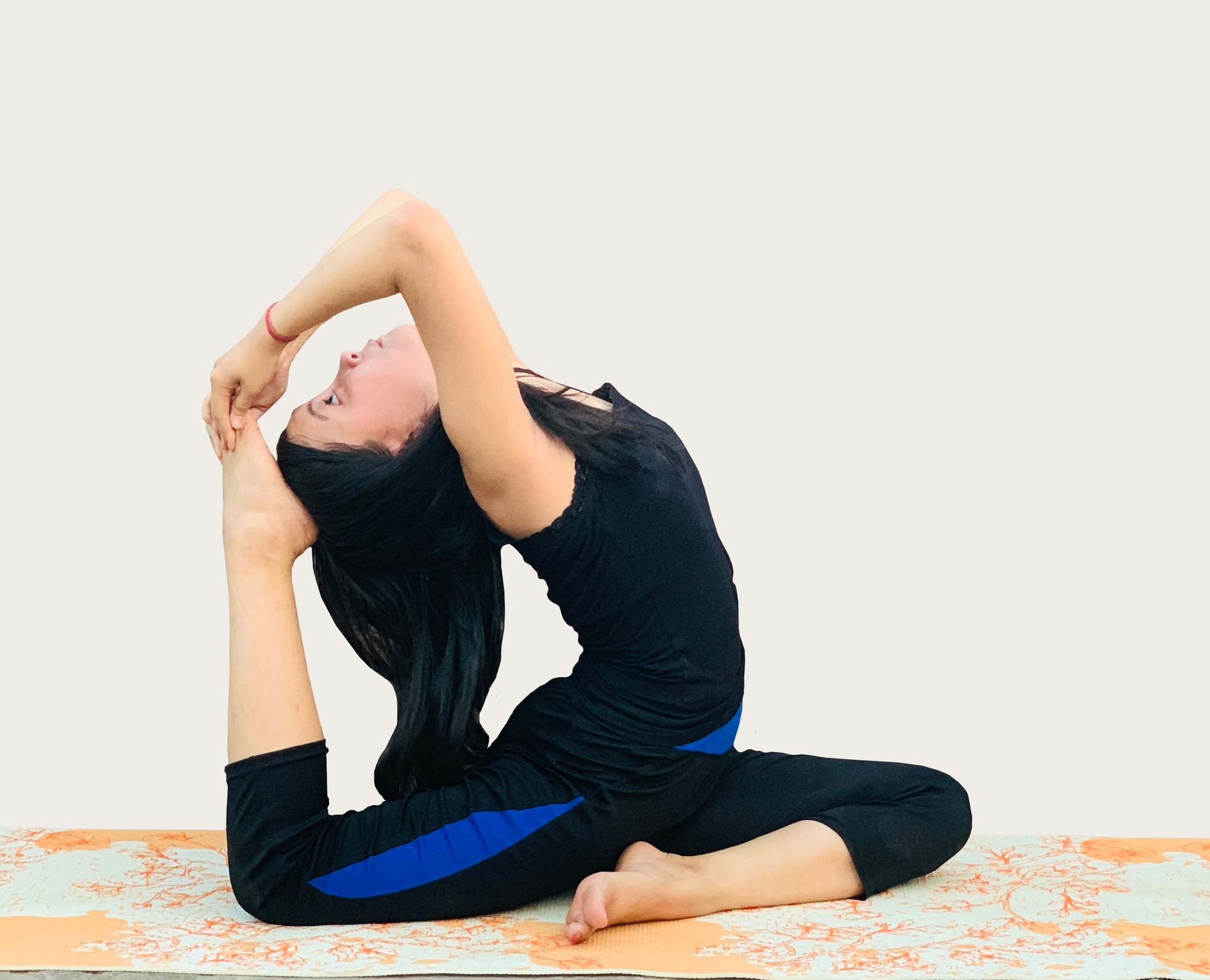 706 Yoga Pose One Leg Up Stock Photos - Free & Royalty-Free Stock Photos  from Dreamstime