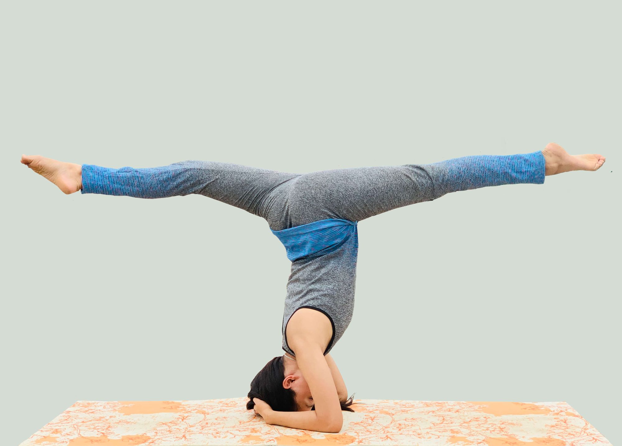 How to do the Headstand (Sirsasana)