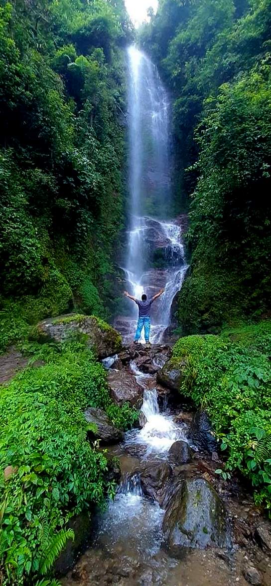 Explore Didi Bahini Jharna(Sisters Falls)