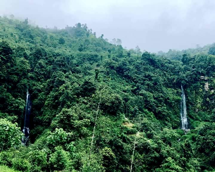 Explore Didi Bahini Jharna(Sisters Falls)