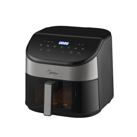 Midea 5.5-liter non-stick basket of the Midea air fryer, perfectly sized for family meals and whole chickens.